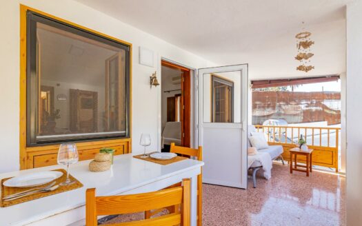 Casa Rural con Apartamento para Invitados con 11horas de agua Incluidas en Fataga