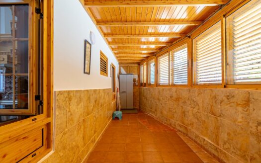 Casa Rural con Apartamento para Invitados con 11horas de agua Incluidas en Fataga