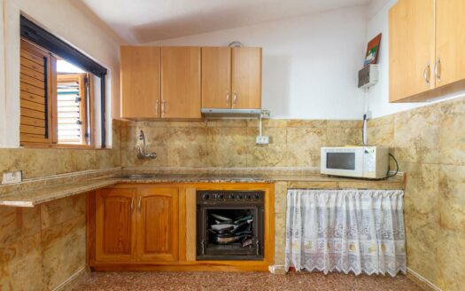 Casa Rural con Apartamento para Invitados con 11horas de agua Incluidas en Fataga