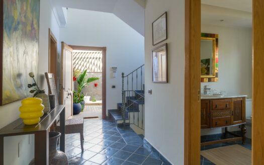 Chalet Independiente con vista mar y piscina privada en El Hornillo