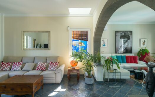 Chalet Independiente con vista mar y piscina privada en El Hornillo