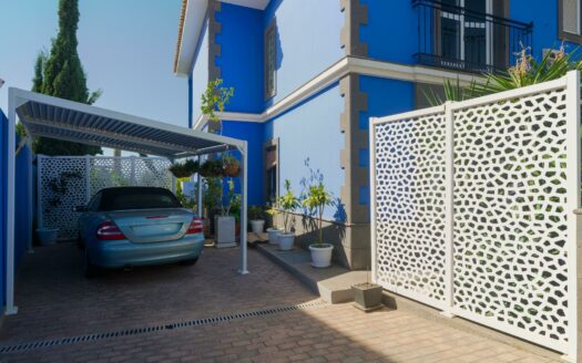 Chalet Independiente con vista mar y piscina privada en El Hornillo