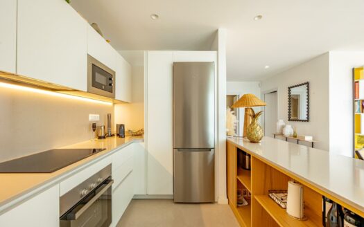 Exclusivo chalet con piscina y terraza para temporada de invierno