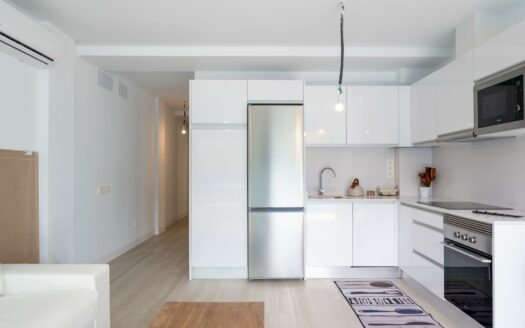Attractive New-Build Property in a Prime Location Near the Beach