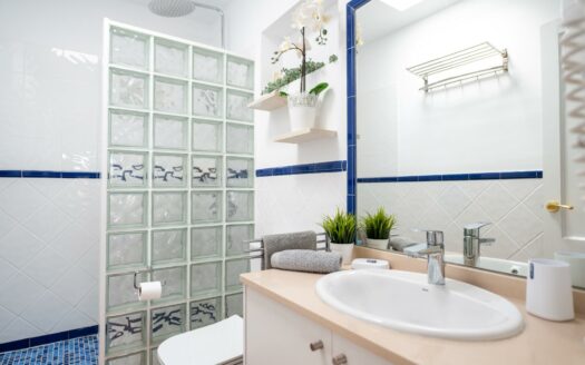 A charming bungalow in a quiet complex next to the golf course