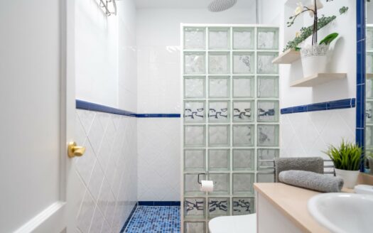 A charming bungalow in a quiet complex next to the golf course