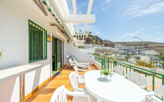 Seltene Gelegenheit in Puerto Rico: 4-Zimmer-Apartment mit Meerblick
