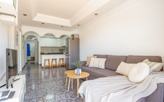 Seltene Gelegenheit in Puerto Rico: 4-Zimmer-Apartment mit Meerblick