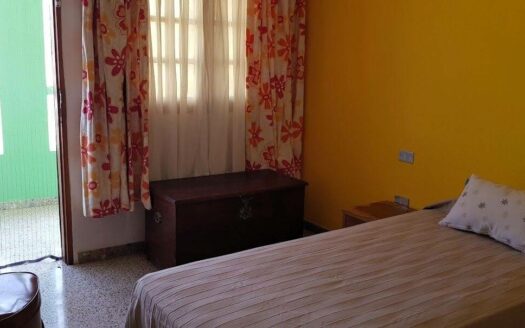 Geräumiges Haus mit privater Dachterrasse und 830 m² Grundstück in El Salobre – San Bartolomé de Tir