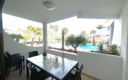 Apartamento con piscina comunitaria en Playa del Cura