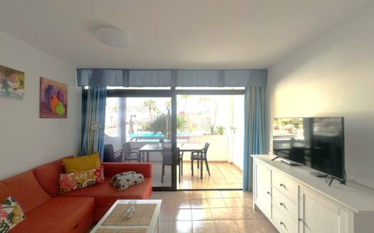 Apartamento con piscina comunitaria en Playa del Cura