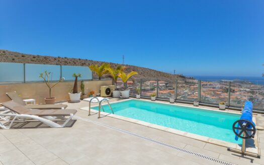 Paradies am Atlantik: Exklusives 3-Zimmer-Apartment mit Infinity-Pool in Arguineguín