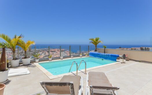 Paradies am Atlantik: Exklusives 3-Zimmer-Apartment mit Infinity-Pool in Arguineguín