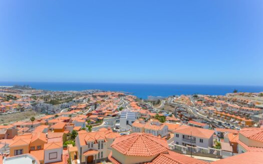 Paradies am Atlantik: Exklusives 3-Zimmer-Apartment mit Infinity-Pool in Arguineguín