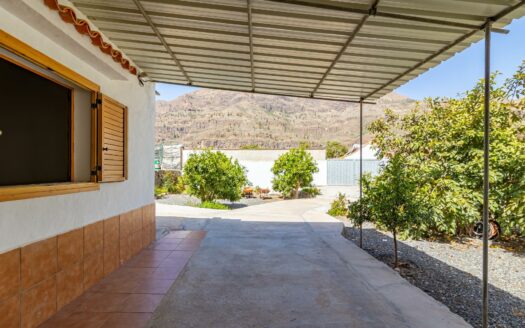 Landhaus mit Gästeapartment und 11 Stunden Bewässerungswasser inklusive in Fataga