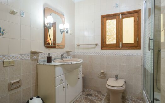 Edificio en venta con gran potencial en zona El Doctoral