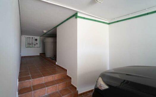 Exclusiva villa en Avenida Lechugal, Tauro