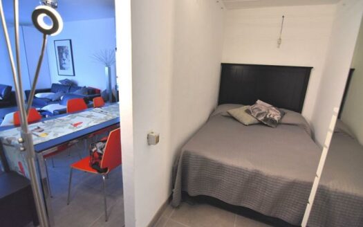 Impresionante Casa de Tres Apartamentos en Playa del Inglés