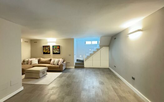Spektakulärer Bungalow mit privater Terrasse und Gemeinschaftspool