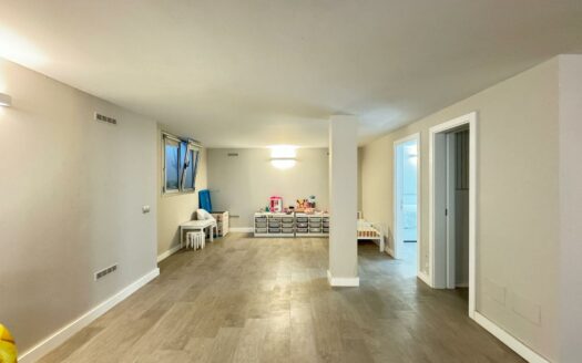 Spektakulärer Bungalow mit privater Terrasse und Gemeinschaftspool