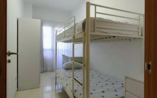 Piso de 4 habitaciones en Guanarteme, alquiler temporal.