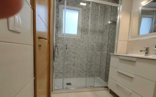 Piso de 4 habitaciones en Guanarteme, alquiler temporal.