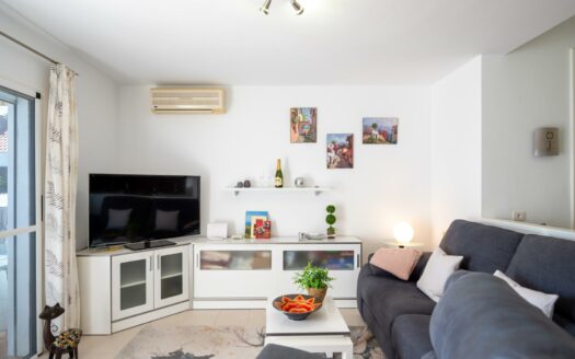 Exclusive bungalow near the golf course and with a roof terrace