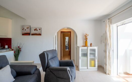 Exclusive bungalow near the golf course and with a roof terrace