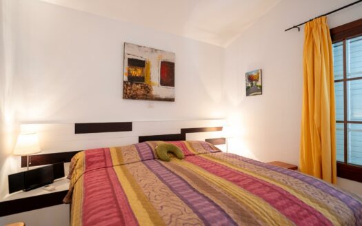 Exclusive bungalow near the golf course and with a roof terrace