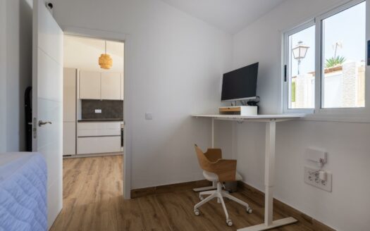 Bungalow reformado con terraza privada en Playa del Inglés