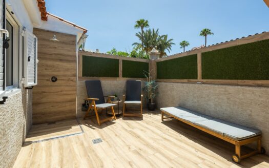 Bungalow reformado con terraza privada en Playa del Inglés
