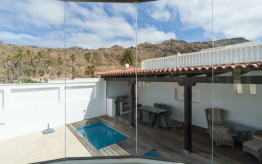 EXKLUSIVES FREISTEHENDES HAUS MIT BEHEIZTEM POOL IN TAURO, MOGÁN
