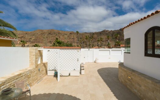EXKLUSIVES FREISTEHENDES HAUS MIT BEHEIZTEM POOL IN TAURO, MOGÁN