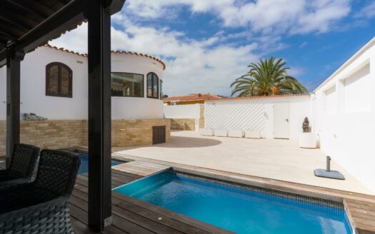 EXKLUSIVES FREISTEHENDES HAUS MIT BEHEIZTEM POOL IN TAURO, MOGÁN