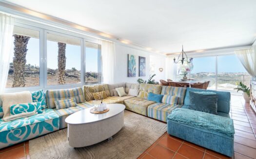 A home where the horizon seems infinite