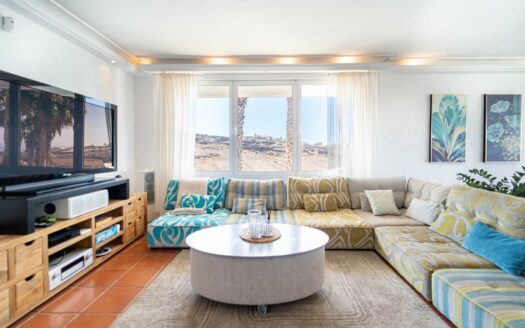 A home where the horizon seems infinite