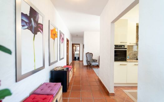A home where the horizon seems infinite
