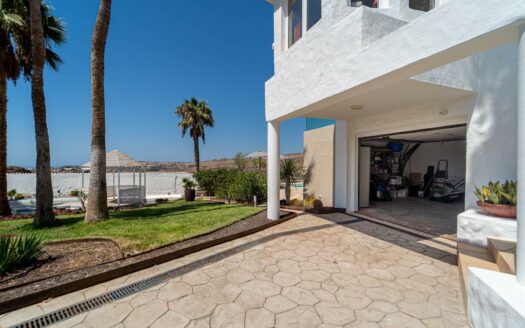 A home where the horizon seems infinite