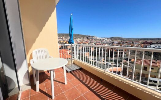 Apartamento con Balcón Privado y vistas al Atlántico, en Arguineguín