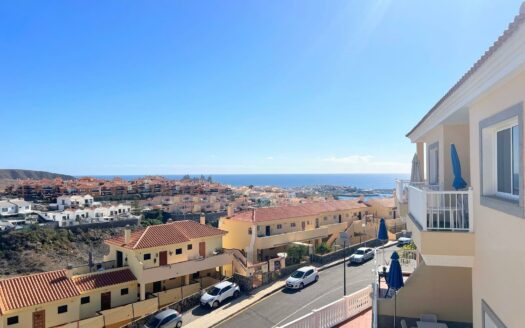 Apartamento con Balcón Privado y vistas al Atlántico, en Arguineguín