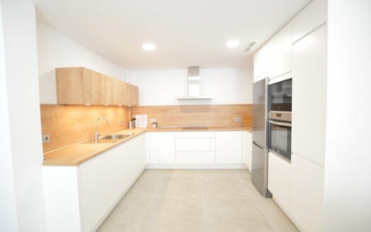 Komplett renovierte Wohnung zu vermieten in San Fernando Maspalomas