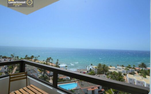 Se alquila apartamento con vistas y renovado en Playa del Águila.