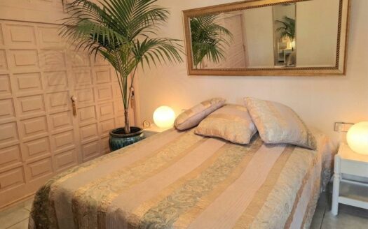 Amplia casa independiente en San Fernando con azotea, patio y apartamento de invitados