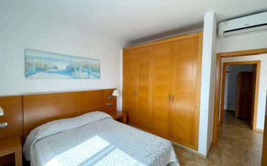 Exklusives Apartment mit Terrasse, Meerblick und beheiztem Pool in Loma 2