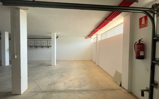 Exklusives Apartment mit Terrasse, Meerblick und beheiztem Pool in Loma 2