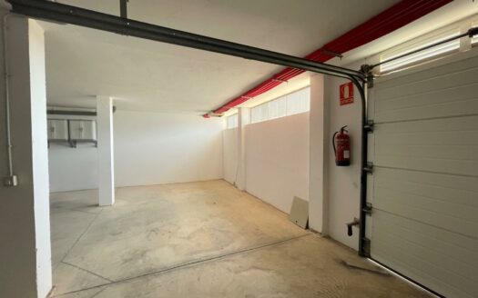 Exklusives Apartment mit Terrasse, Meerblick und beheiztem Pool in Loma 2