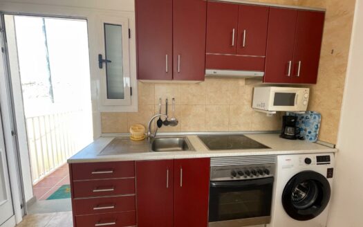 Exklusives Apartment mit Terrasse, Meerblick und beheiztem Pool in Loma 2