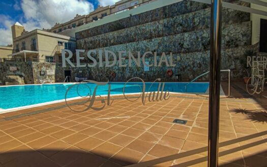 Renovated duplex with terrace and parking space in Puerto Rico